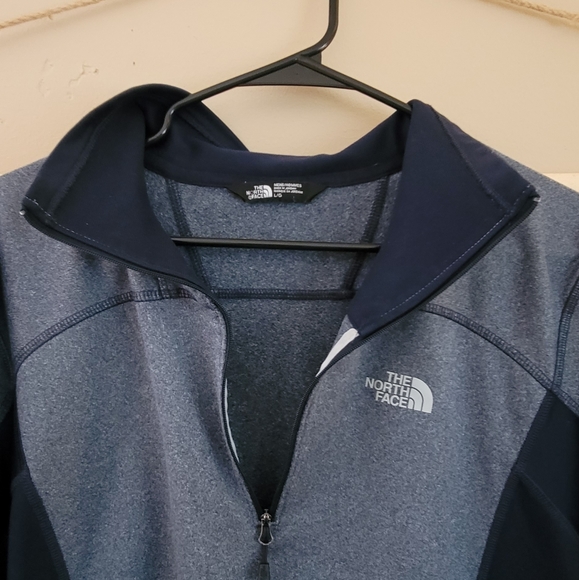 North Face quarter zip pullover - Picture 3 of 5